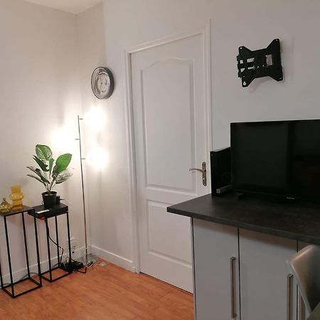 Modern Home Proche De Disneyland Et Paris Champs-Sur-Marne Luaran gambar