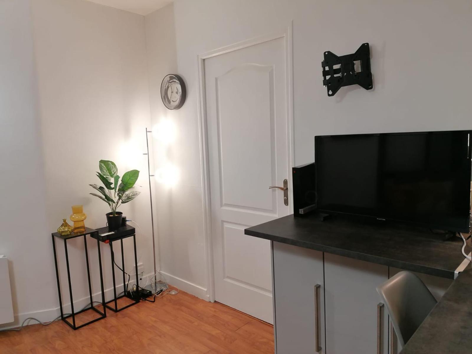 Modern Home Proche De Disneyland Et Paris Champs-Sur-Marne Luaran gambar