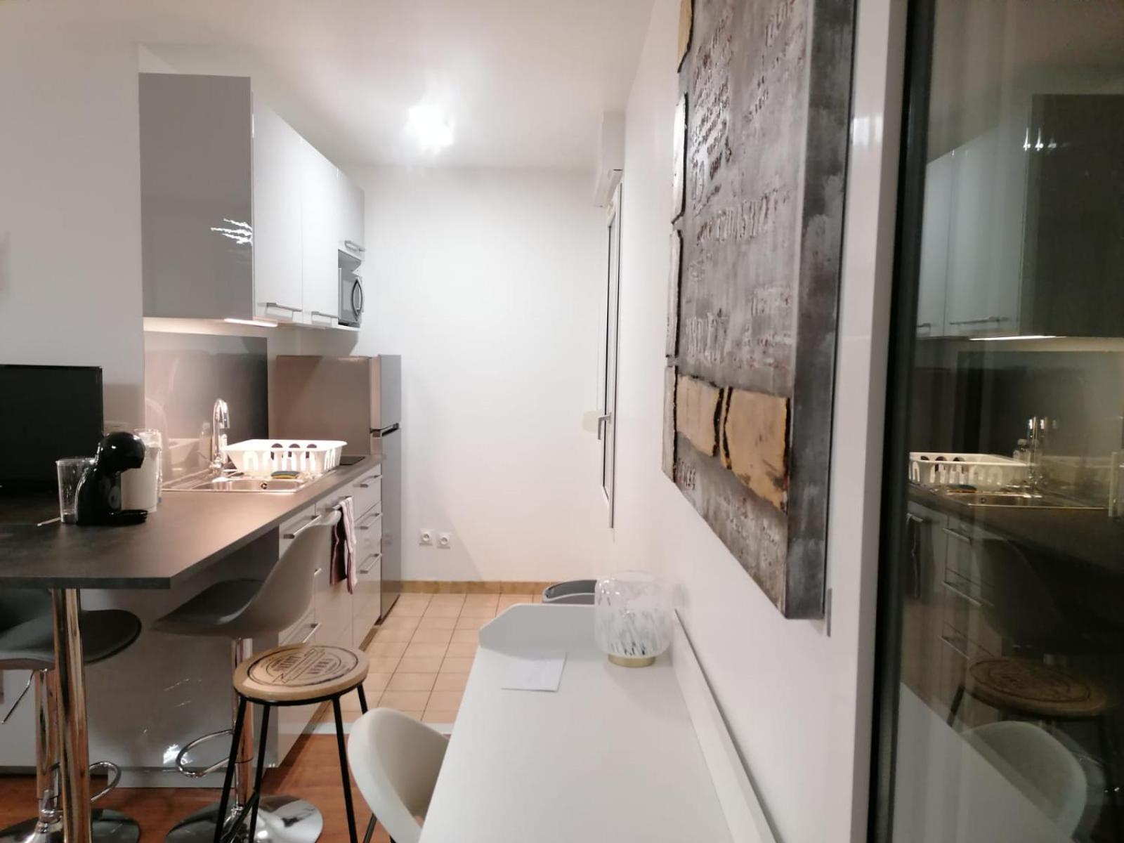 Modern Home Proche De Disneyland Et Paris Champs-Sur-Marne Luaran gambar